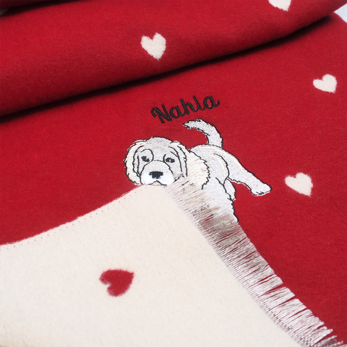 Custom Pet Bite-the-Corner Embroidered Scarf – Personalized Christmas Heart Pattern Scarf