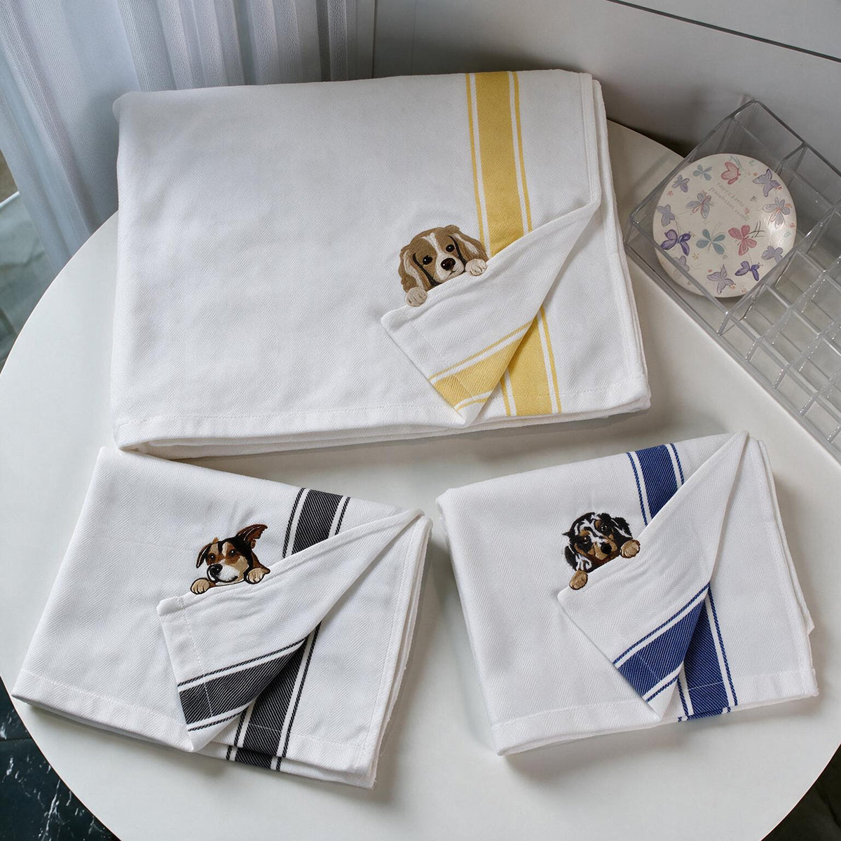 Customizable Puppy Hand Towel – Personalized Pet Name Embroidered Kitchen Tea Towel Gift for Dog Lovers