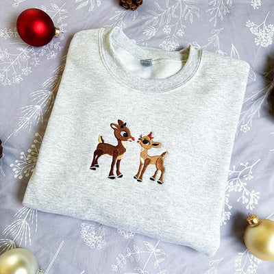 Embroidered Reindeer Christmas Sweatshirt & Hoodie – Cute Deer Couple Crewneck, Cozy Holiday Pullover, Secret Santa Gift