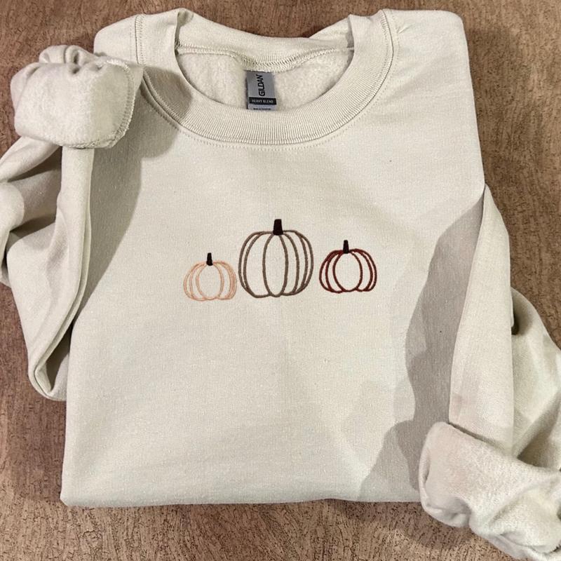 Neutral Pumpkin Embroidered Sweatshirt, Hoodie & T-Shirt – Cute Fall Outfit, Halloween Gift for Pumpkin Lovers 🎃