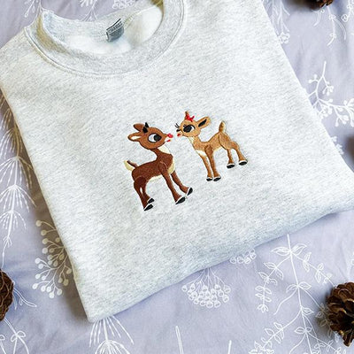 Embroidered Reindeer Christmas Sweatshirt & Hoodie – Cute Deer Couple Crewneck, Cozy Holiday Pullover, Secret Santa Gift